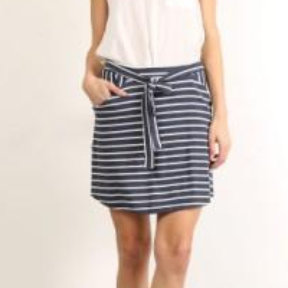 NWT Hem and Thread Navy striped skirt